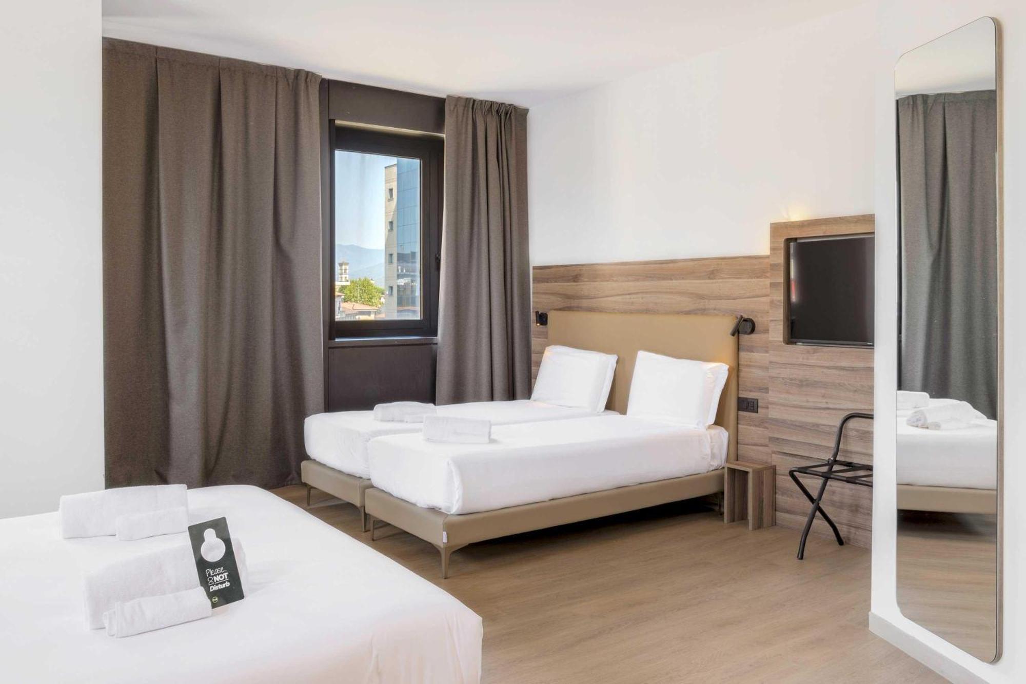 B&B Hotel Prato City Center Exterior photo
