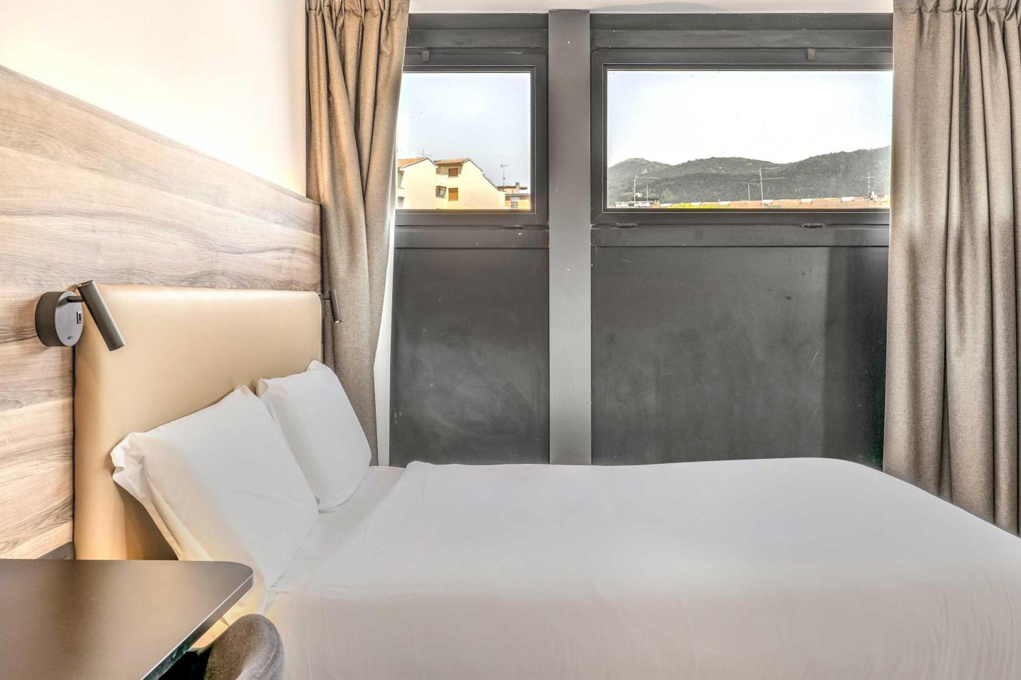 B&B Hotel Prato City Center Exterior photo