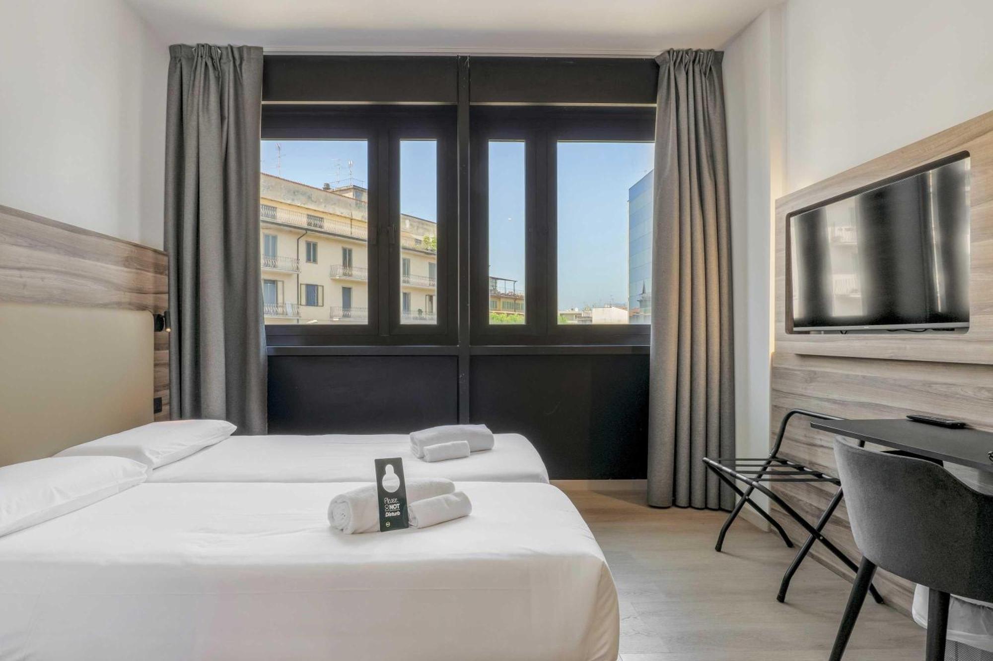B&B Hotel Prato City Center Exterior photo